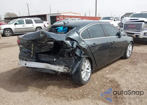 2016 Buick Regal Turbo z USA, uszkodzony, nr VIN 2G4GK5EX8G9177631